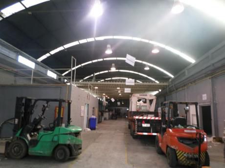 Gran Oportunidad: Planta Ind. Y Logística 4000m2, Libre Circ Contendedores