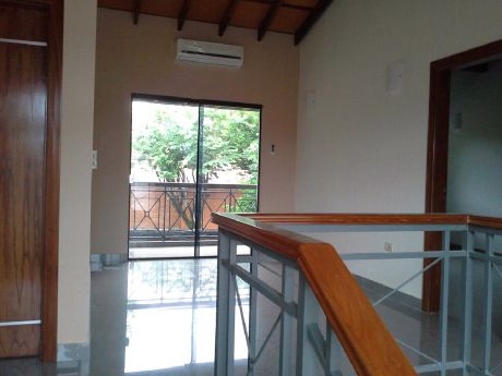 Vendo Dúplex.zona Sheraton , Paseo La.galería