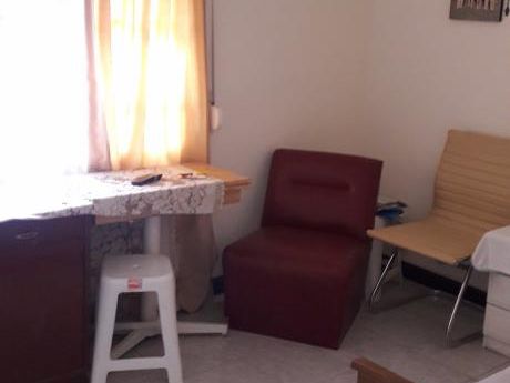 Apartamento De Un Dormitorio Al Frente
