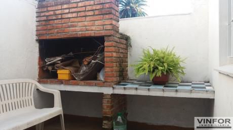 Apartamento Tipo Casa Con Patio