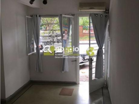 Casa En Venta En Buceo 2 Dormitorios