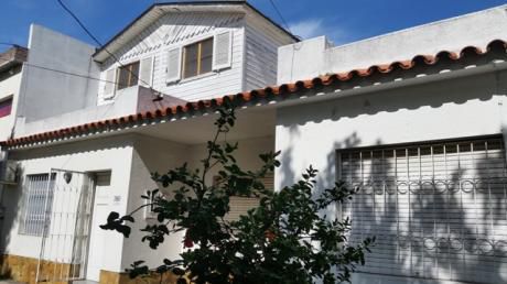 2 Casas Al Frente En Un Mismo Padron
