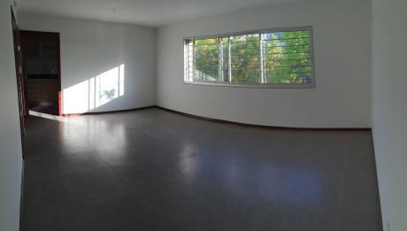 Apto En Venta 2 Dormitorios, 2 Baños, Garage