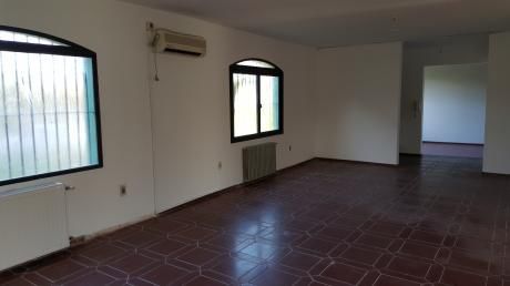 Casa En Carrasco Ideal Empresa