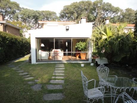 Solido Chalet