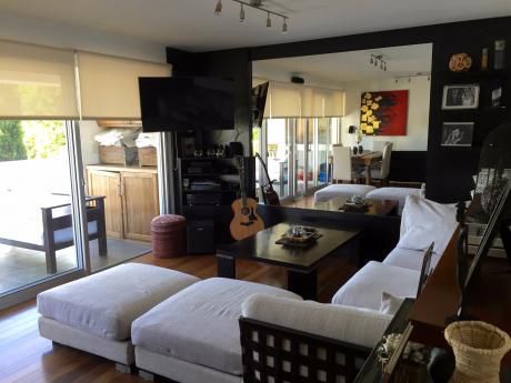 Apartamento Dúplex En Carrasco Sur
