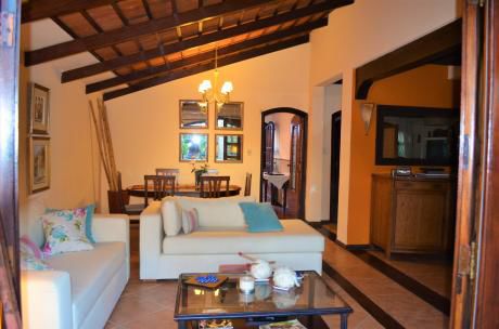 Irazabal Propiedades, Casa En Venta En Carrasco Sur