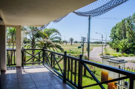 Apartamento De Categoria En Carrasco Sur