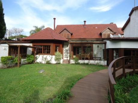 Residencia De Categoría En Harwood
