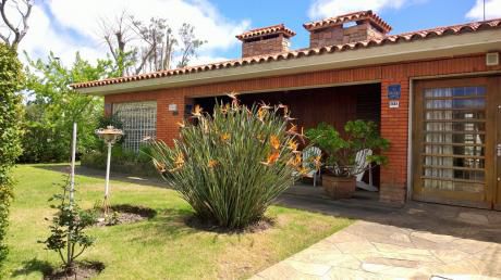 Una Planta, De Años Excelente Ubicación