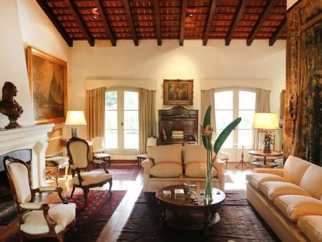 Exclusiva Casa En Venta En Una De Las Mejores Zonas De Carrasco
