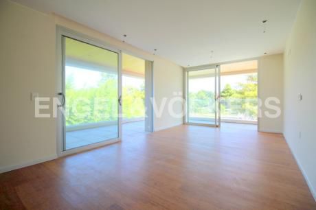 Moderno Apartamento Con Terraza A Estrenar