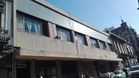 Muy Buenas Oficinas En La Calle Rincon