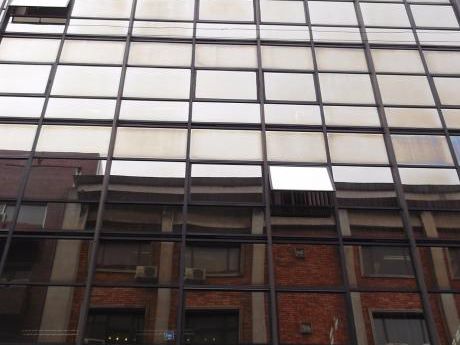 Oficina En Alquiler Y Venta En Ciudad Vieja