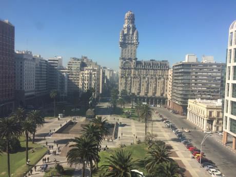 Excelente Apartamento A Nuevo En Plaza Independencia!!