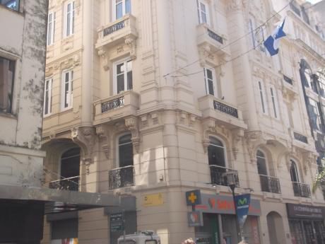 Excelente Oficina Ideal Empresa, Embajada O Fincanciera