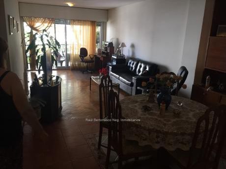 Imperdible 2 Dorm. Y Servicio, Amplio Y Comodo, Terraza Muy Amplia