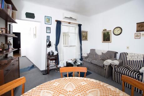 Apartamento En Pocitos Planta Baja