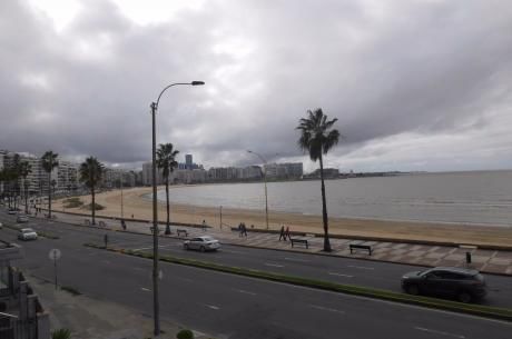 Lo Mejor De La Rambla. Divina Vista Al Mar!!