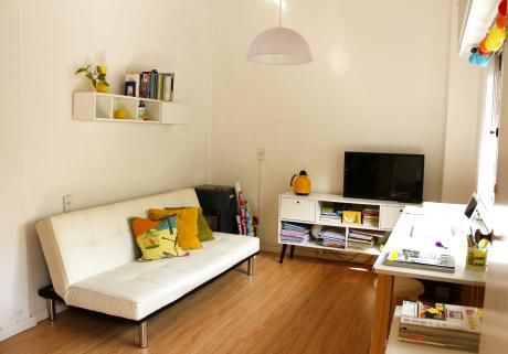 Apartamento Tipo Casa En Pocitos!!! Diseño Y Tranquilidad