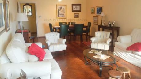 Apartamento 3 Dormitorios, 2 Baños, Servicio, Garage, De Categoria, Pocitos