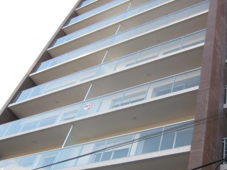 26 De Marzo, Ed.mandalay Penthouse Con Parrillero!
