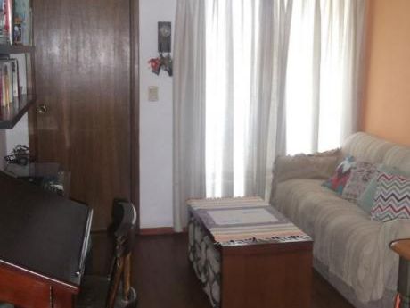 Venta Apartamento 2 Dormitorios 1 Baño En Pocitos