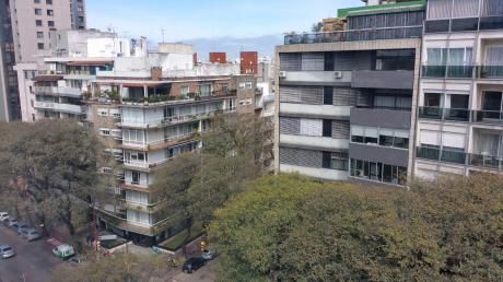 Venta Apto. Avenida Brasil Y Ellauri