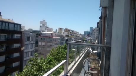 A Pasos De La Playa, De Caracterísiticas Inusuales