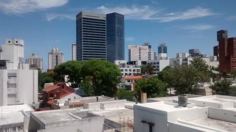 A Estrenar, Vista Despejada, Muy Silencioso