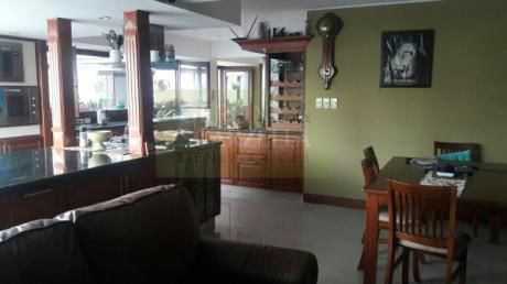 Magnifica Planta De 400 M. 4 Dorm. + Servicio