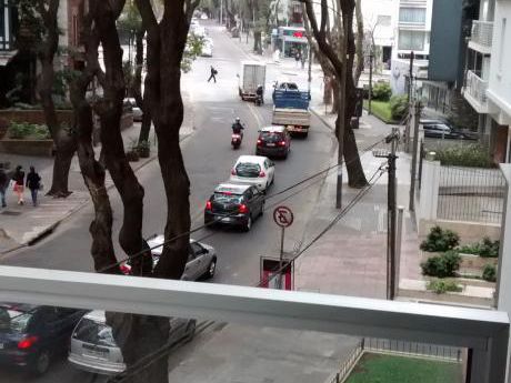 Con Renta,casi A Estrenar, Buena Construccion Y Amplio