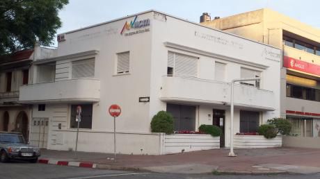 Gran Esquina, Sobre Br. España