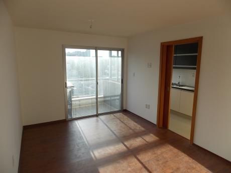 Apartamento . Venta - Pocitos - Pque. Batlle - 2 Dormitorios