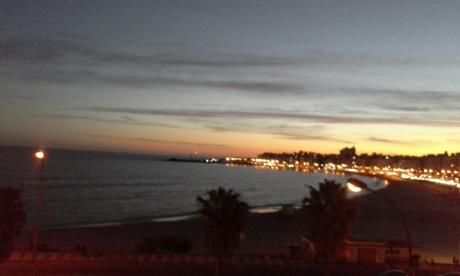 Espectacular Vista Al Mar Y Atardecer
