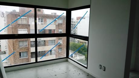 Venta De Apartamento De 2 Dormitorios En Pocitos