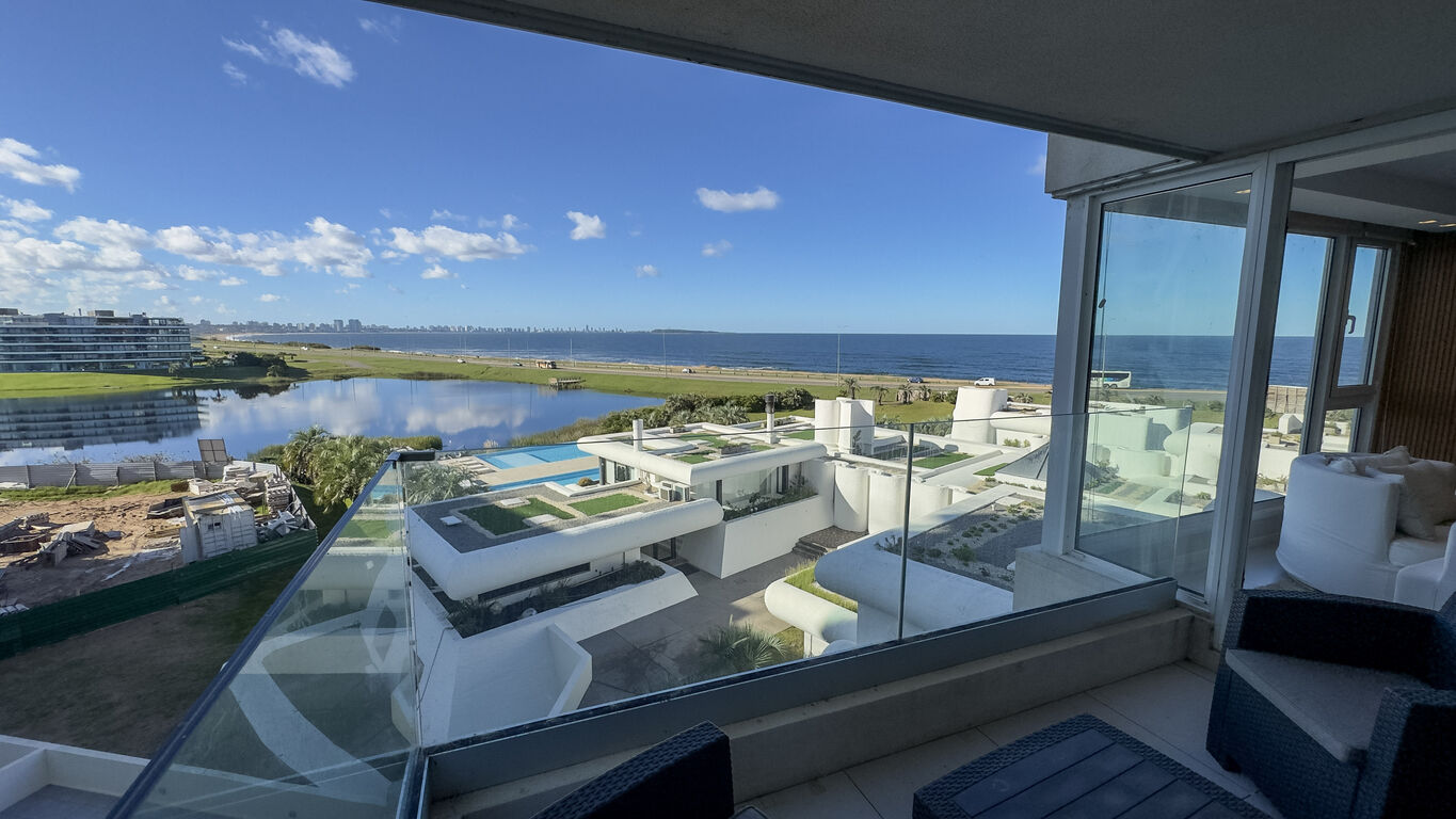 Apartamento 3 dormitorios en Playa Mansa - Alquiler anual- Poseidon Laguna