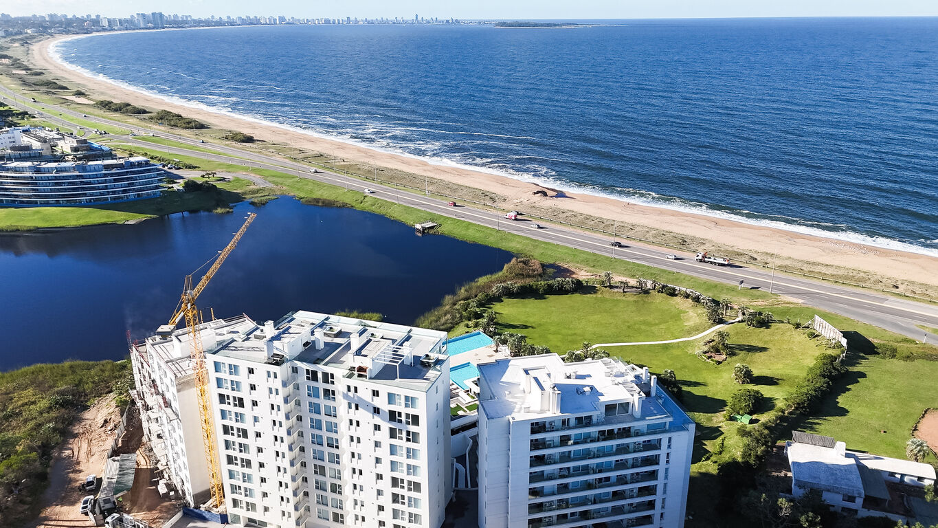 Alquiler invernal Apartamento 3 dormitorios Playa Mansa - Poseidon Laguna