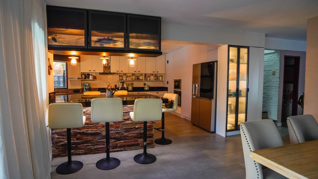 Alquiler en Solymar Sur | Casa con piscina climatizada, barbacoa y departamento independiente · Foto 6