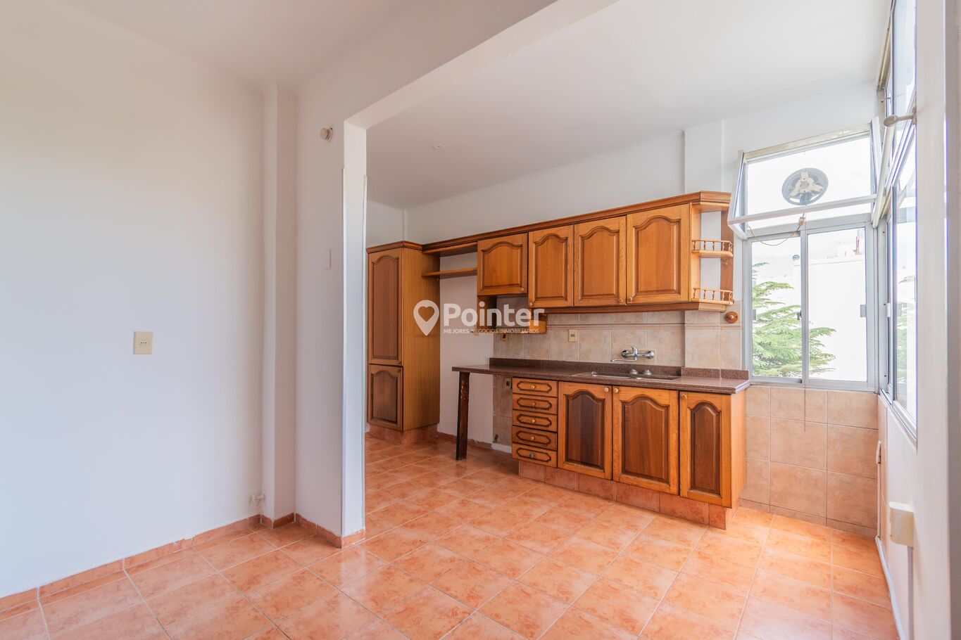 ALQUILER POCITOS  APARTAMENTO  2 DORMITORIOS , SERVICIO Y BALCÓN · Foto 5