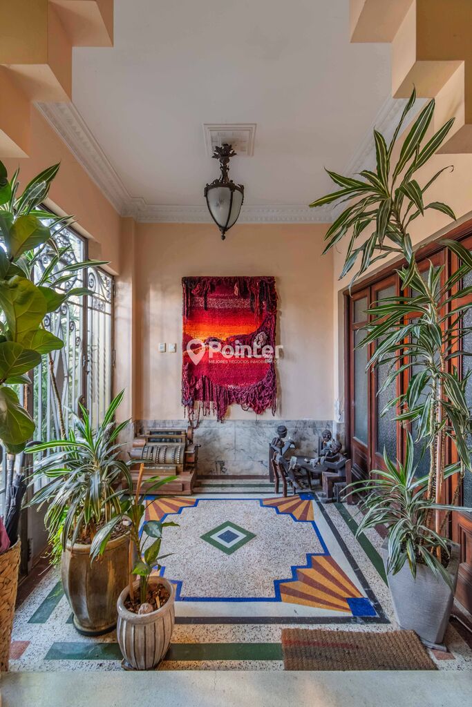 VENTA CASA POCITOS PADRON UNICO 4 DORMITORIOS 3 BAÑOS