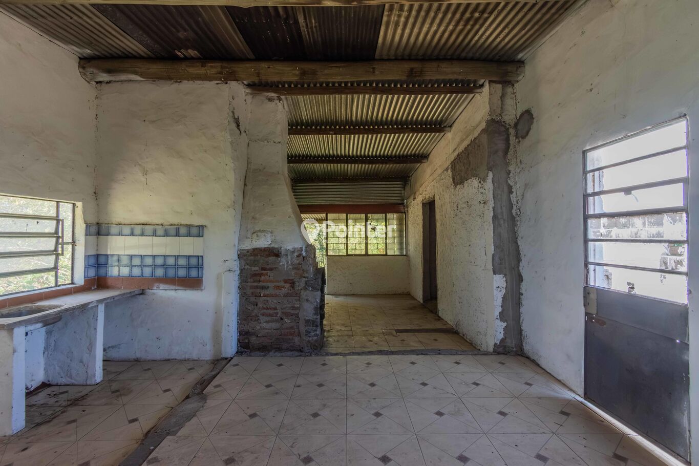 Casa a reciclar con gran terreno próxima a barrios privados - foto 4