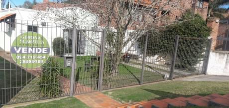 Casa En Carrasco. Gran Potencial.
