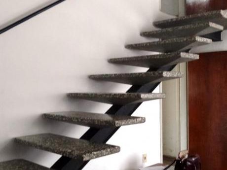 Venta De Casa De 3 Dormitorios Prado