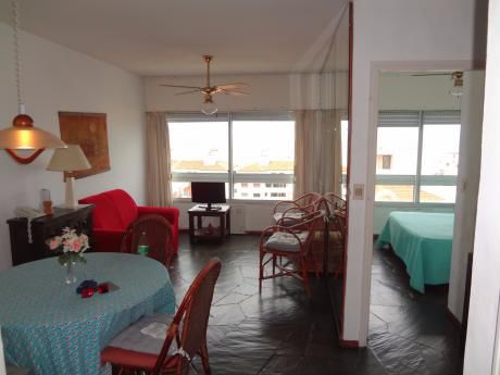 1 Dormitorio Y Medio, Vistas Al Mar