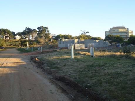 Lotes En Punta Del Este - Piedras Del Chileno