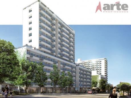 Piso 8, 2 Dorm, Estrena 2018, Terraza, Orientado Al Sol!