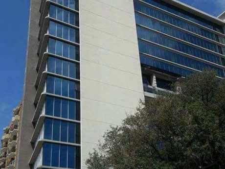 En Venta Oficina En Edificio Top Center