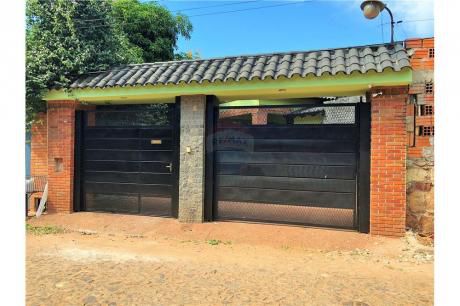 Casa A Media Cuadra De Bonifacio Ovando