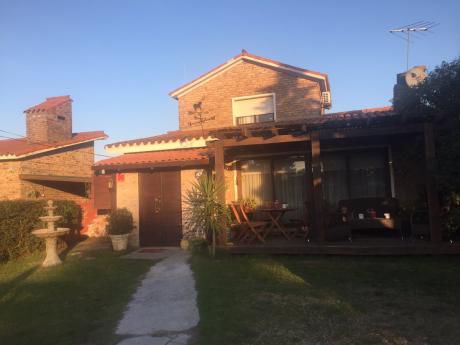 Se Alquila Hermosa Casa En Lomas Lado Sur